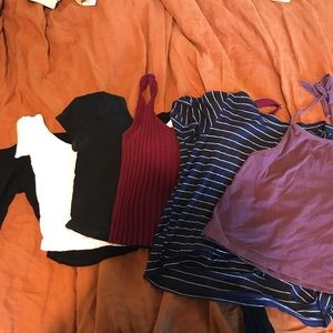 4 Crop Top Bundle - size s/xs